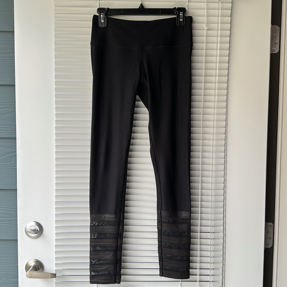 90 Degree by Reflex black and mesh leggings